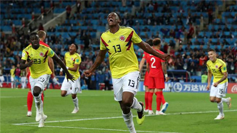 世预赛哥伦比亚3-0秘鲁精彩视频！